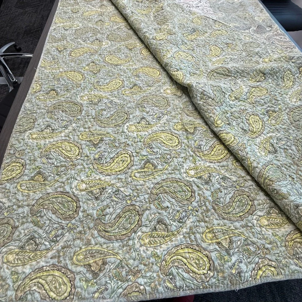 Paisley Patchwork Quilted Bedspread Blue Green Tan Reversible King Coverlet